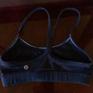 Black lululemon sports bra